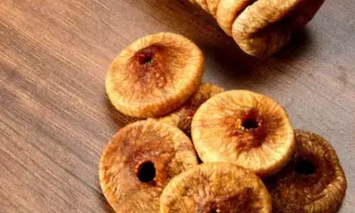 आपकी थाली में है थकान और कमजोरी का इलाज, जरूर खाएं ये सूखे मेवे