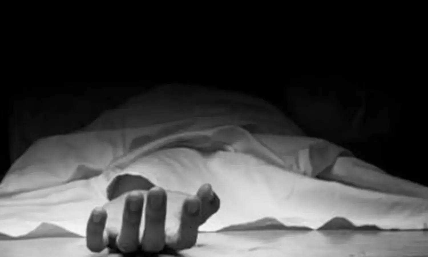 BEO कार्यालय में फंदे पर लटका मिला युवक का शव, पीएम के बाद खुलेगा राज