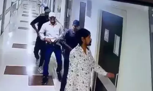 आरोपियों के साथ पुलिस की मुठभेड़, 2 घायल, तीन गिरफ्तार