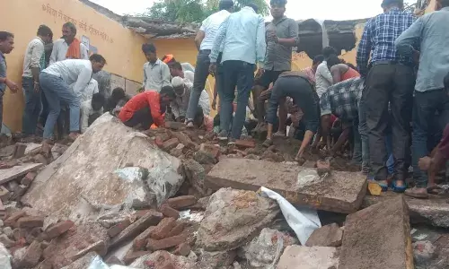 झालावाड़ प्राइमरी स्कूल की छत गिरने से सात छात्रों की मौत, राष्ट्रपति समेत पीएम ने जताया शोक