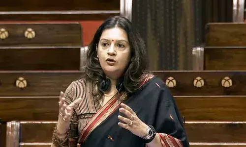 एशिया कप में भारत-पाकिस्तान मैच पर भड़की प्रियंका चतुर्वेदी, कहा- ये BCCI की नाकामी होगी