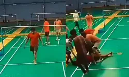 बैडमिंटन कोर्ट पर हादसा