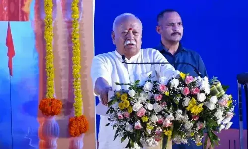 संस्कृत को संचार का माध्यम बनाने की जरूरत - RSS प्रमुख भागवत