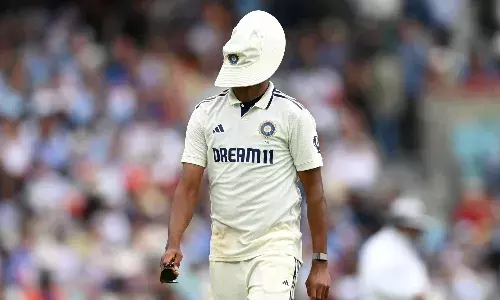 पांचवें टेस्ट में ऐसा क्या हुआ कि सिराज को मैदान पर सबके सामने मांगनी पड़ी माफी? तस्वीर वायरल