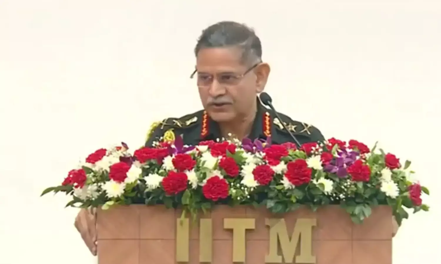 सेनापति फील्ड मार्शल बन गए...उन्हें लगता है वो जीत गए होंगे : भारतीय सेना प्रमुख का मुनीर पर तंज