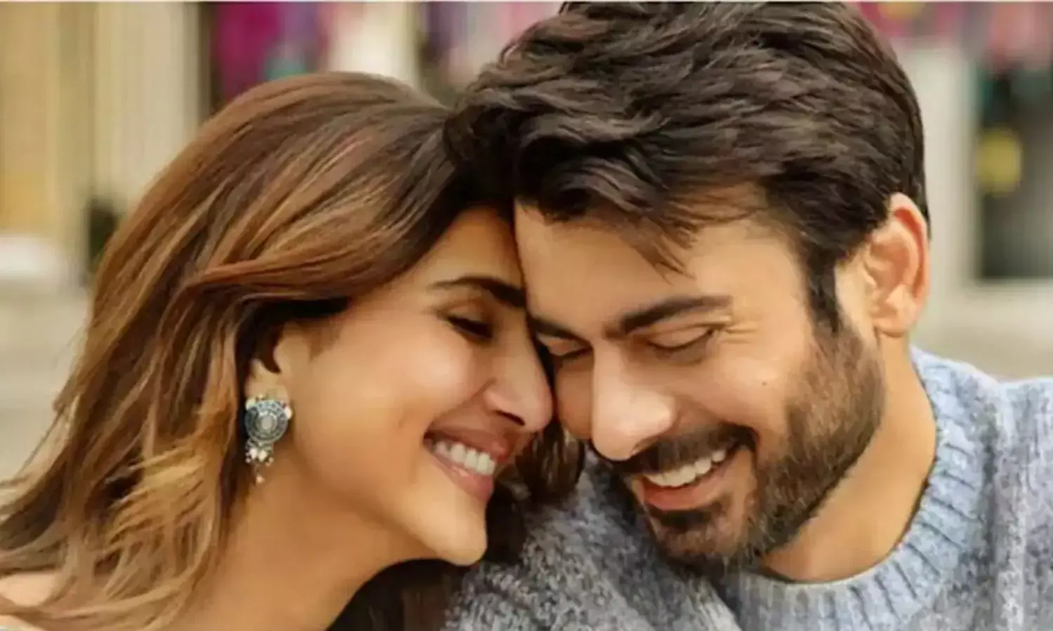 फवाद खान-वाणी की ‘अबीर गुलाल’ अब इस दिन होगी रिलीज! मेकर्स ने अपनाया दिलजीत दोसांझ जैसा मास्टरप्लान