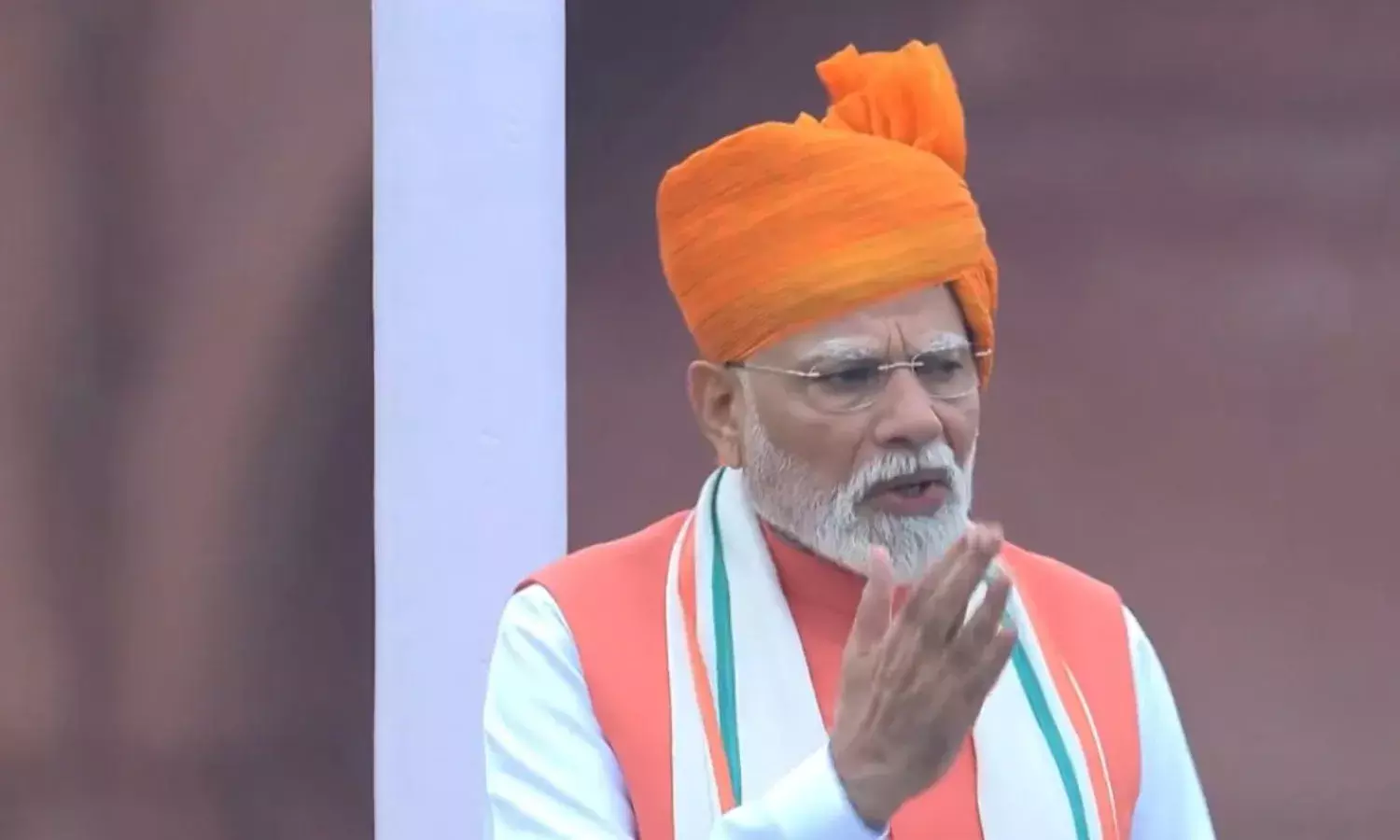 न्यूक्लियर धमकियों को नहीं सहेगा भारत - लाल किले से बोले पीएम मोदी