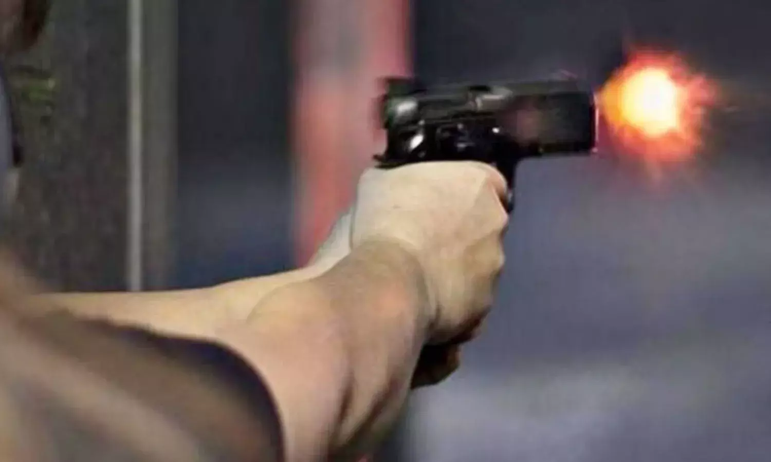 9वीं के छात्र ने टीचर को मारी गोली, लंच बॉक्स में लेकर आया था तमंचा