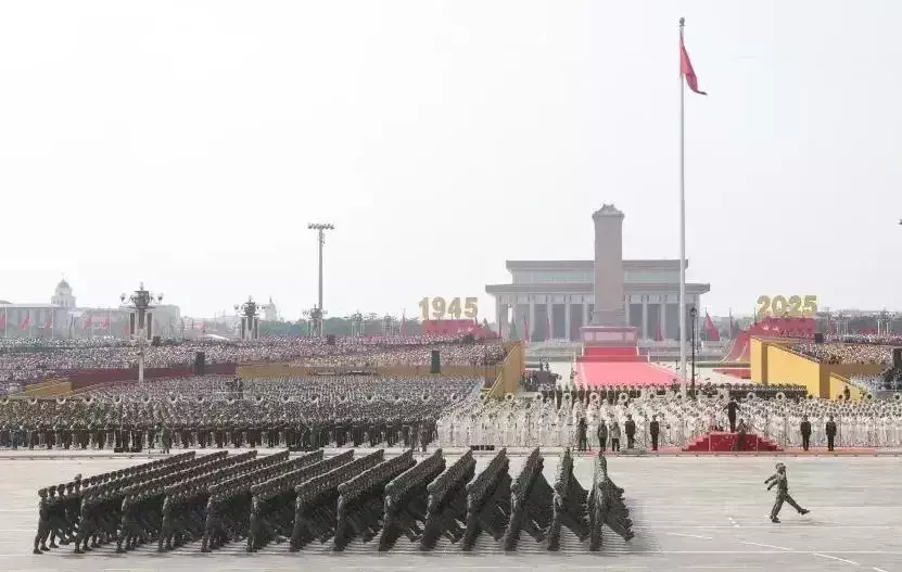 China : पाकिस्तानी जनरल मुनीर विक्ट्री डे परेड में पहुंचे, जिनपिंग बोले - चीन किसी से नहीं डरता