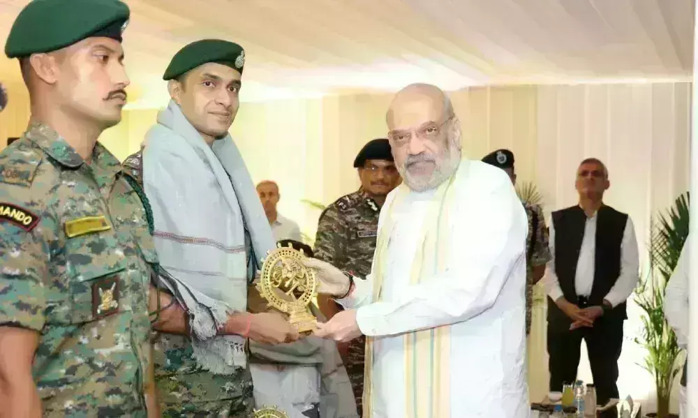 नई दिल्ली में गृहमंत्री से मिले सीएम साय, नक्सल ऑपरेशन के जवानों का हुआ सम्मान