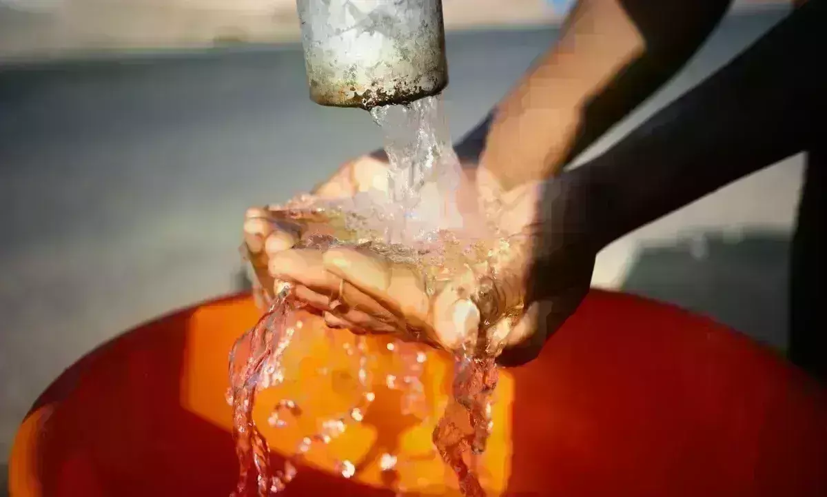 अमृतोद्भवा जल धरा अमृतोद्भवा जल धरा