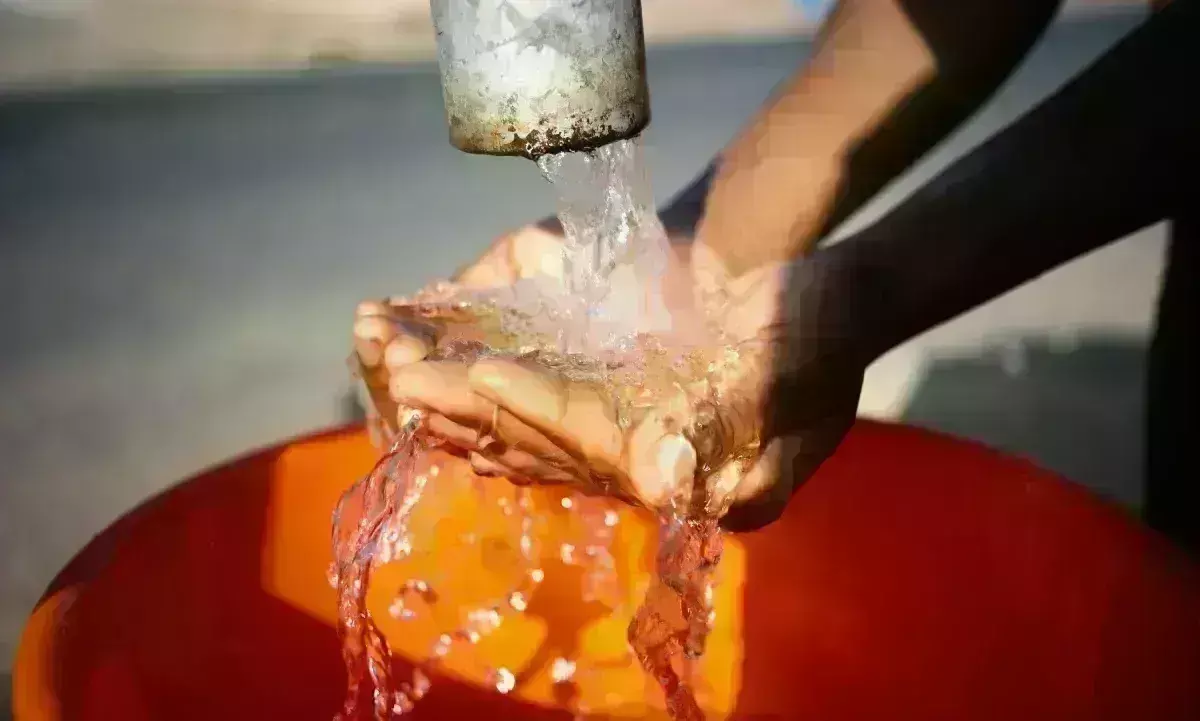 अमृतोद्भवा जल धरा