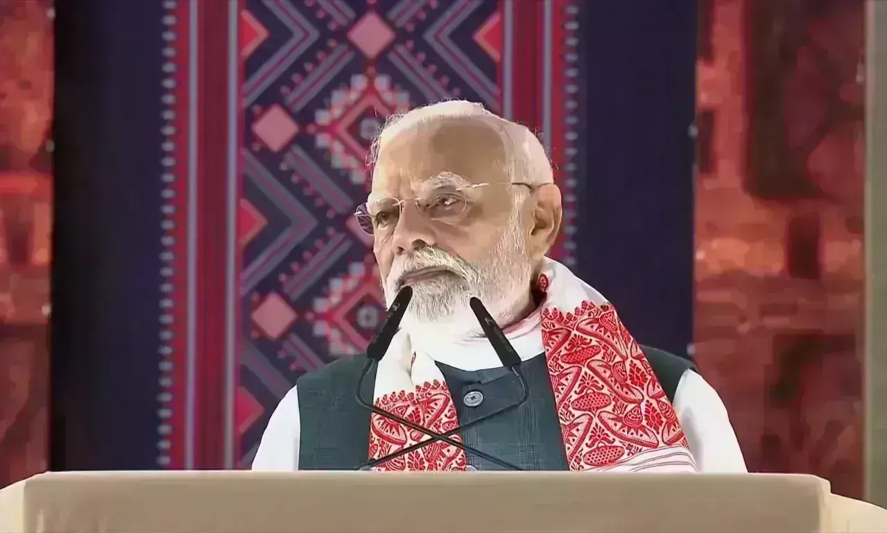 कांग्रेस ने नॉर्थ-ईस्ट और असम को केवल हिंसा, विवाद और अलगाव की राजनीति दी : मोदी