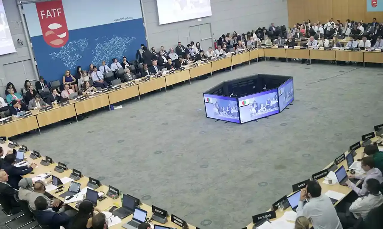आतंकी फंडिंग को लेकर पाकिस्तान को चेतावनी, FATF ने कहा तुरंत बंद करें