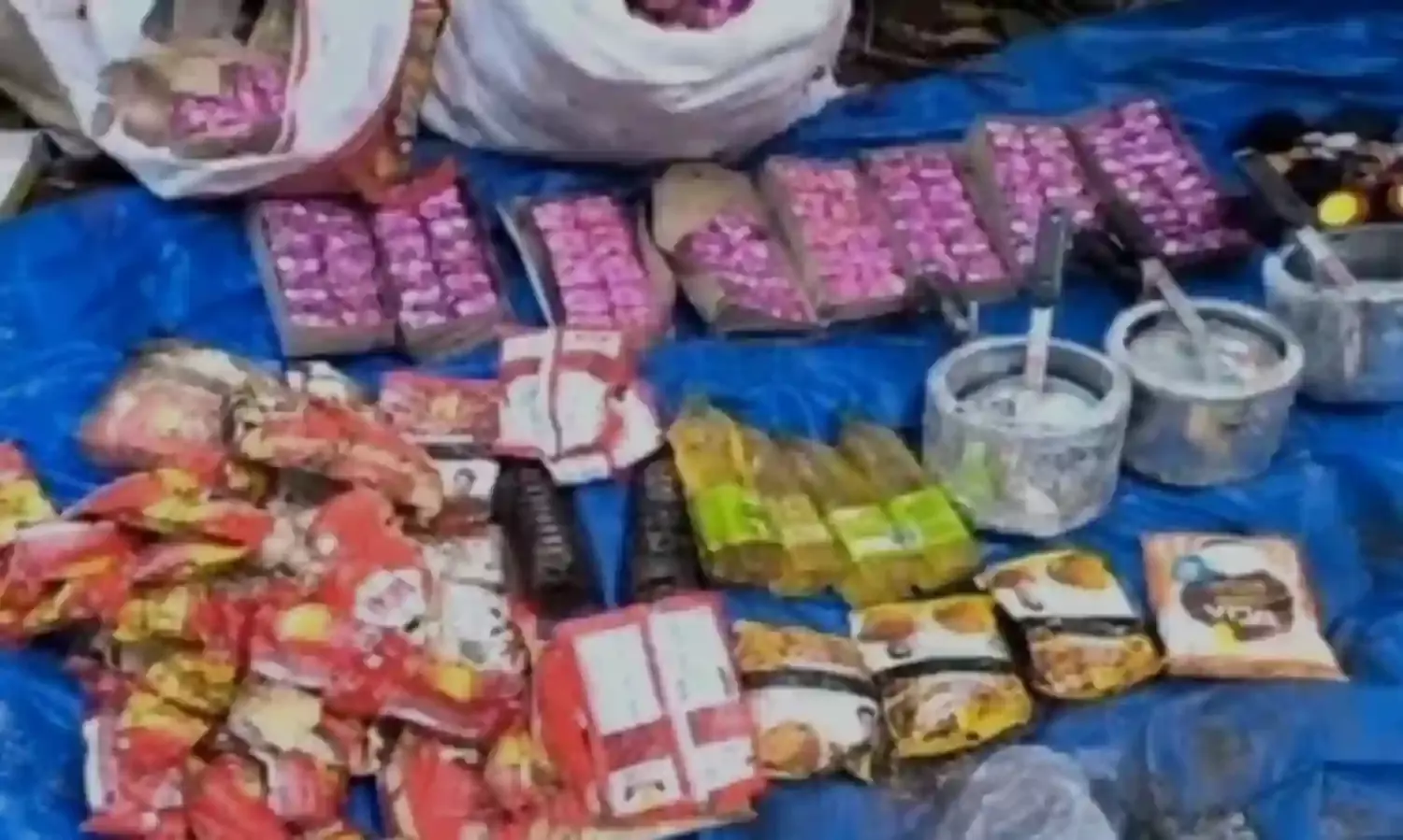 गरियाबंद में नक्सलियों की बड़ी साजिश नाकाम, जंगल में छुपाया गया विस्फोटक जखीरा बरामद