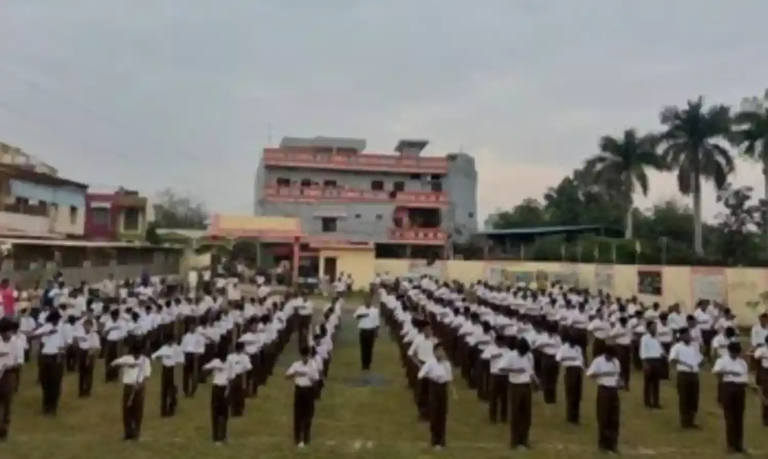 विदिशा: संघ के शालेय विद्यार्थी इकाई का पथ संचलन, बच्चों ने दिखाया अनुशासन