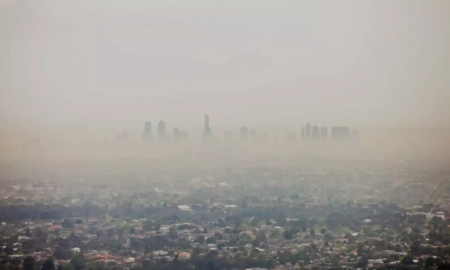 वायु प्रदूषण: अदृश्य मौत का बढ़ता खतरा