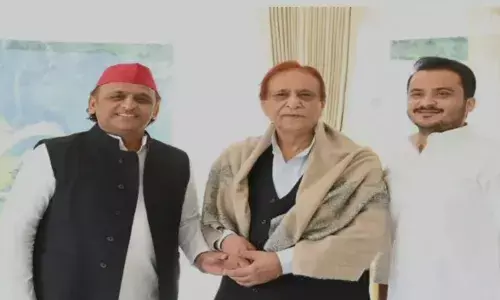 2027 की तैयारी: पुराने नेताओं को साथ लाने में जुटी सपा