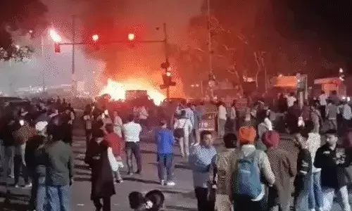 दिल्ली लाल किले के पास कार धमाका: 10 की मौत, 24 घायल, पूरे शहर में हाई अलर्ट