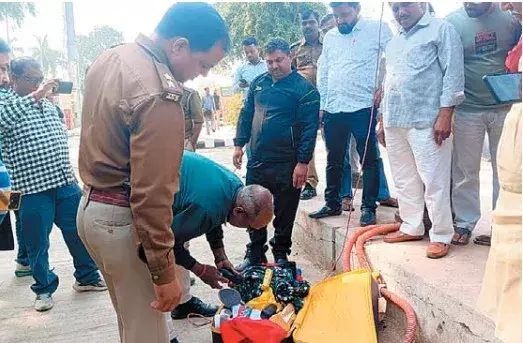 दिल्ली धमाके के बाद अयोध्या में मिला संदिग्ध बैग