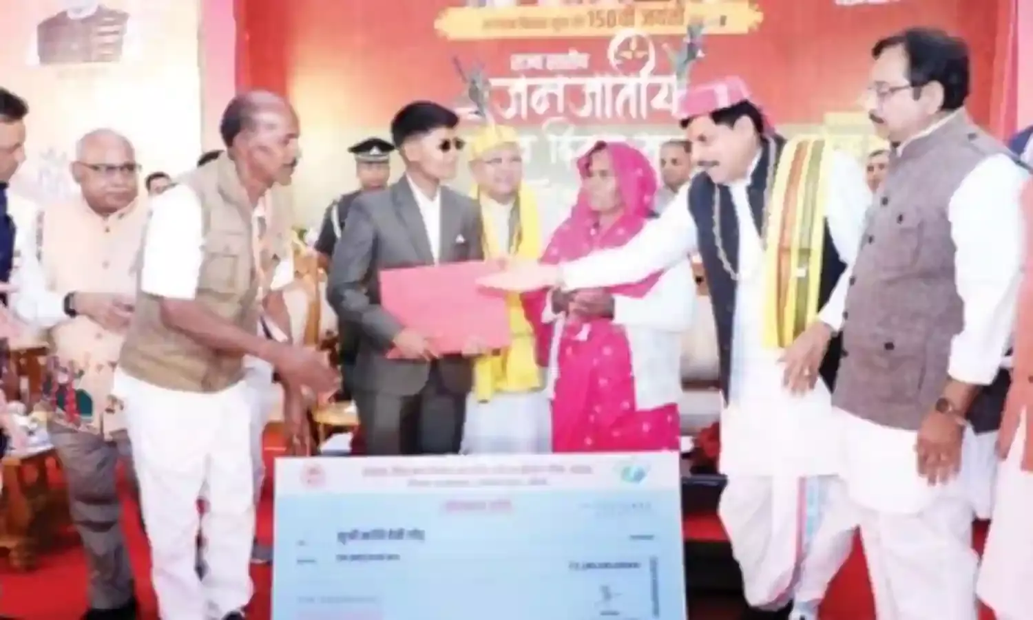 अब रानी दुर्गावती के नाम पर होंगे बालिका आश्रम, शाला और छात्रावास अब रानी दुर्गावती के नाम पर होंगे बालिका आश्रम, शाला और छात्रावास