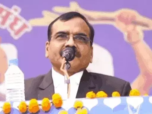 ब्राह्मण बेटी के बयान पर अजाक्स अध्यक्ष संतोष वर्मा ने माफी मांगी