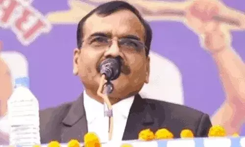 ब्राह्मण बेटी के बयान पर अजाक्स अध्यक्ष संतोष वर्मा ने माफी मांगी