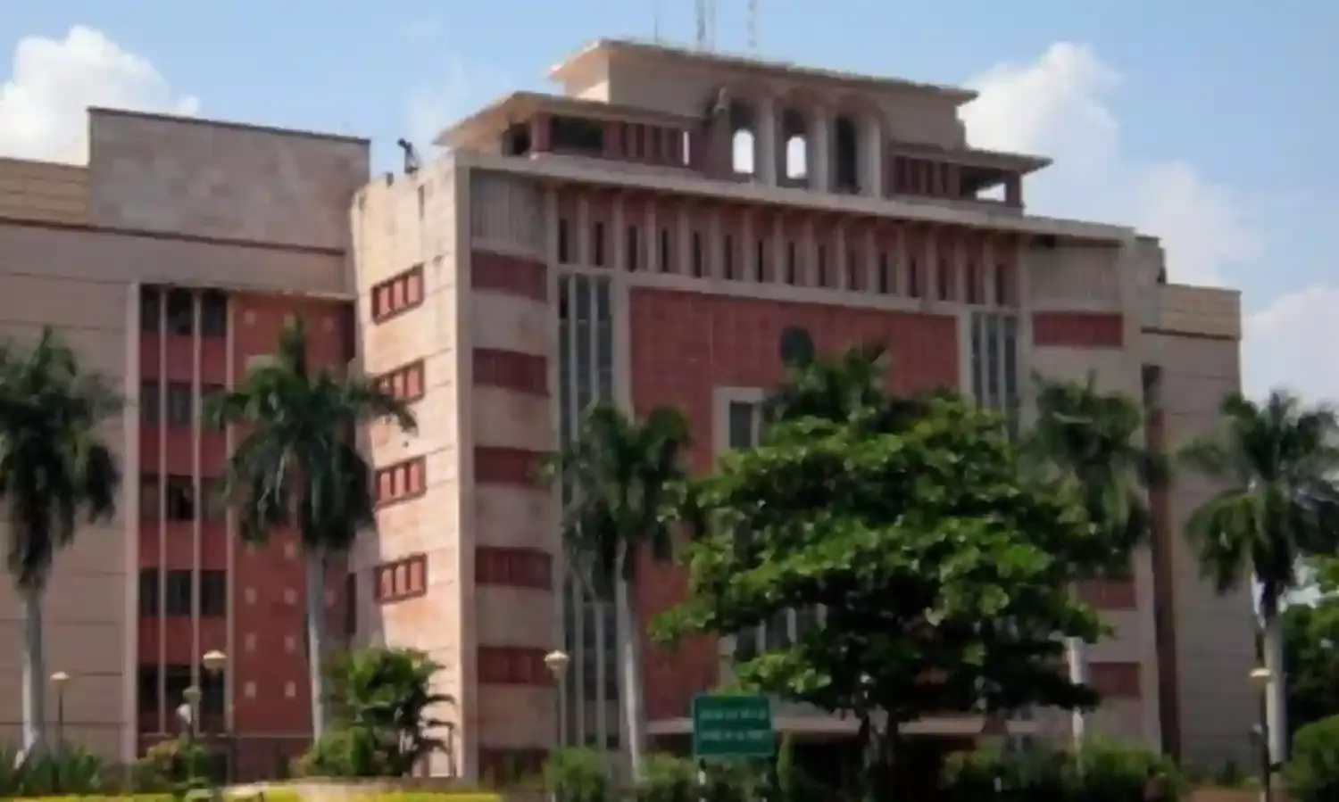 पंचायतों के विकास में अड़ंगा लगा रहा राजस्व विभाग, पंचायत मंत्रालय तक पहुँच रही हैं शिकायतें