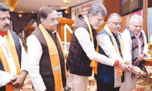 नकली वोटर लोकतंत्र के लिए खतरा: भाजपा