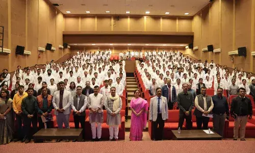 रेडक्रॉस ने पीपुल्स यूनिवर्सिटी में मनाया संविधान दिवस