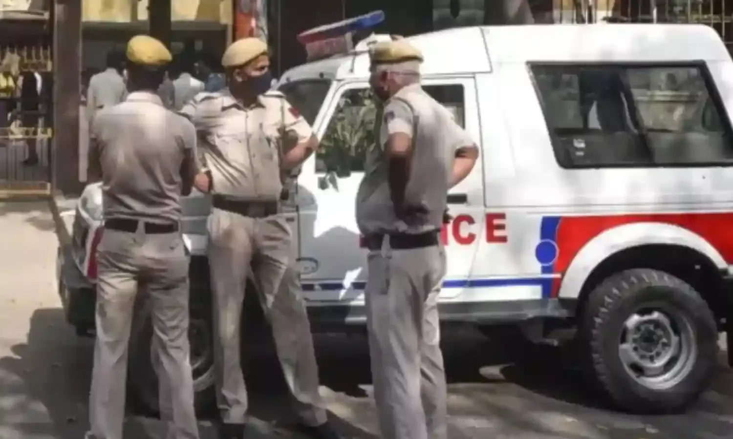 आईएसआई के इशारे पर काम करने वाला आतंकवादी दतिया से पकड़ा आईएसआई के इशारे पर काम करने वाला आतंकवादी दतिया से पकड़ा