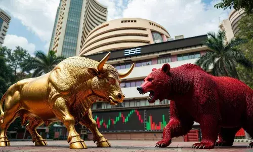 रिकॉर्ड के पास पहुंचने के बाद बिगड़ी शेयर बाजार की चाल! सेंसेक्स-निफ्टी ऊंचाई से लुढ़के, जानें स्टॉक मार्केट का अपडेट
