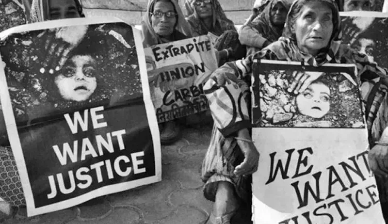 भोपाल गैस त्रासदीः बहने से बिसराने तक की गैस गाथा