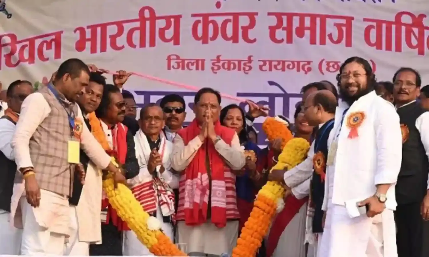 आदिवासी समाज के उत्थान के लिए छत्तीसगढ़ सरकार प्रतिबद्ध