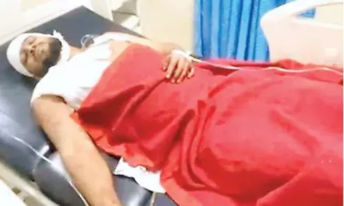 मुस्लिम परिवार ने हिंदू के घर में हमला किया, दो जख्मी