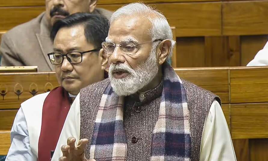 पीएम मोदी पर गलत आरोप लगाने पर संसद में बवाल
