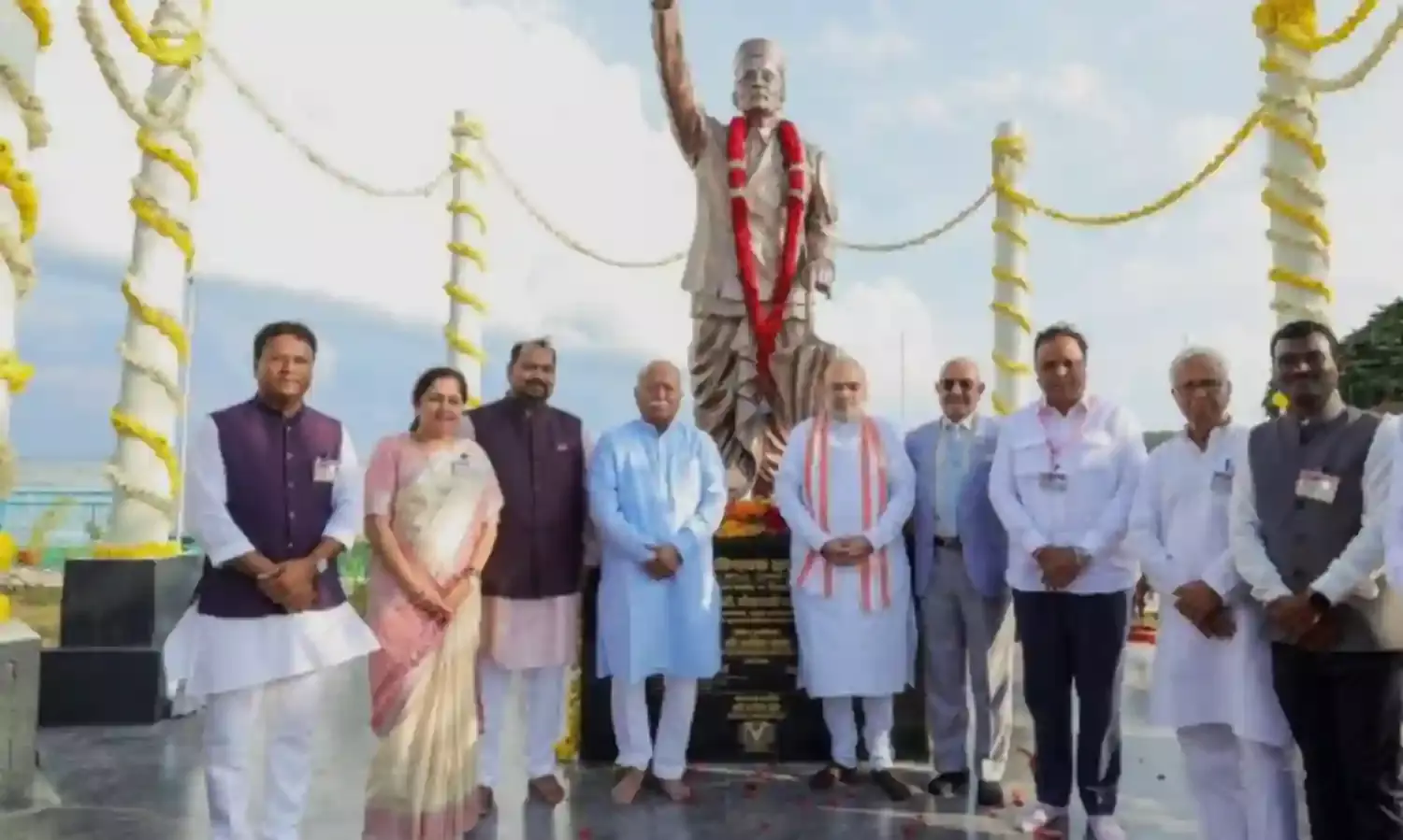 राष्ट्रभक्ति की जीवंत मिसाल थे सावरकर-डॉ.मोहन भागवत