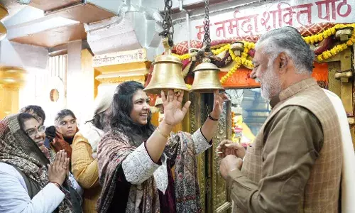 1330 किमी की नर्मदा परिक्रमा पर निकलीं मंत्री प्रहलाद सिंह पटेल की बेटी प्रतिज्ञा