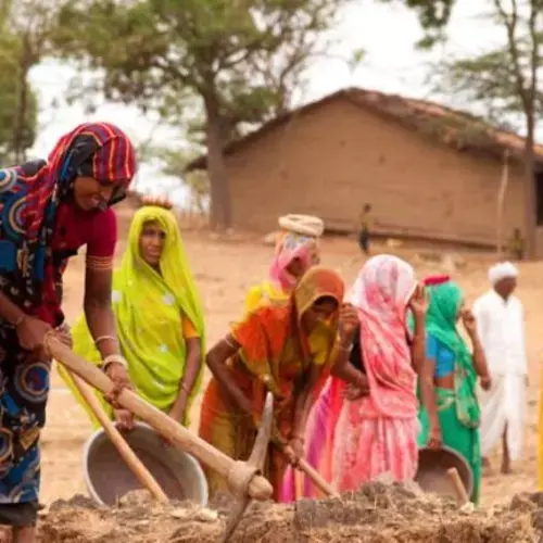 मनरेगा की जगह ‘विकसित भारत-जी राम जी’: 20 साल पुरानी योजना में बड़ा बदलाव मनरेगा की जगह ‘विकसित भारत-जी राम जी’: 20 साल पुरानी योजना में बड़ा बदलाव