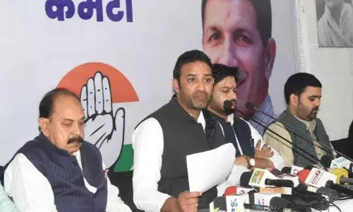 मध्य प्रदेश में किसान मुद्दों पर कांग्रेस का हमला: भाजपा सरकार की नीतियों पर सवाल उठाए मध्य प्रदेश में किसान मुद्दों पर कांग्रेस का हमला: भाजपा सरकार की नीतियों पर सवाल उठाए