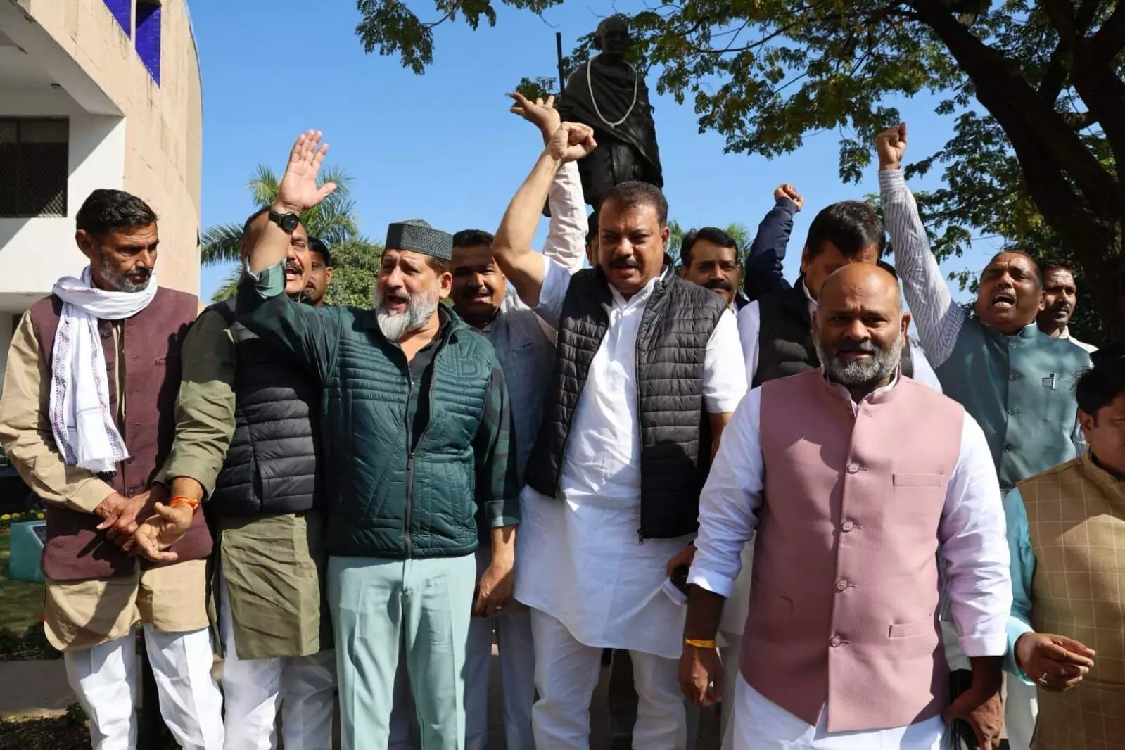 मध्यप्रदेश विधानसभा की 69 साल की यात्रा: विशेष सत्र में कांग्रेस का हंगामा