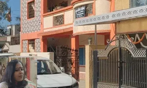 मुस्लिम बहुल बस्ती में हिंदू परिवारों का पलायन,अधिवक्ता वीणा गौतम बोलीं- मेरी संपत्ति पर हैं नजरें