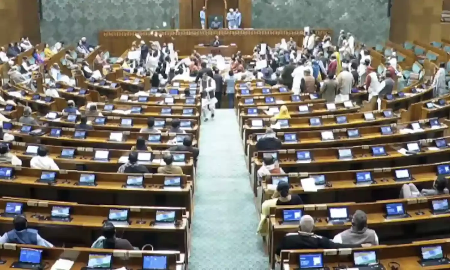 VB-जी राम जी बिल लोकसभा से पास, विपक्ष का हंगामा। चुनाव के वक्त याद आए थे गांधी- शिवराज VB-जी राम जी बिल लोकसभा से पास, विपक्ष का हंगामा। चुनाव के वक्त याद आए थे गांधी- शिवराज