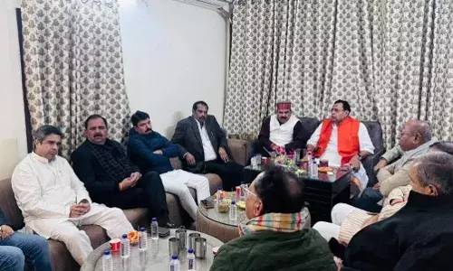 UP 50 ब्राह्मण विधायक साथ बैठे:सरकार में सुनवाई न होने पर हैं नाराज