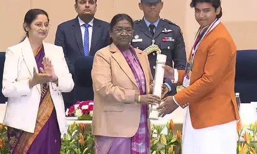 वीर बाल दिवस: राष्ट्रपति द्रौपदी मुर्मू ने 20 बच्चों को दिया प्रधानमंत्री राष्ट्रीय बाल पुरस्कार