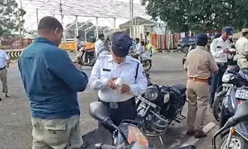 ट्रैफिक पुलिस को मिलेंगे और बड़े अधिकार, बिना हेलमेट वाहन चलाते पकड़ाए तो…