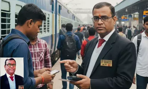 रेलवे के जांबाज TTE ने रचा इतिहास, बिना टिकट यात्रियों से एक साल में वसूला 1 करोड़ का जुर्माना