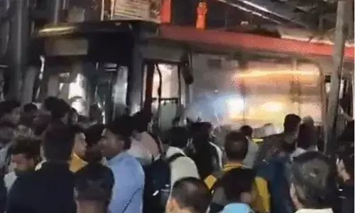 मुंबई भांडुप में बस ने दिखाया मौत का तमाशा: 13 को कुचला 4 की मौत