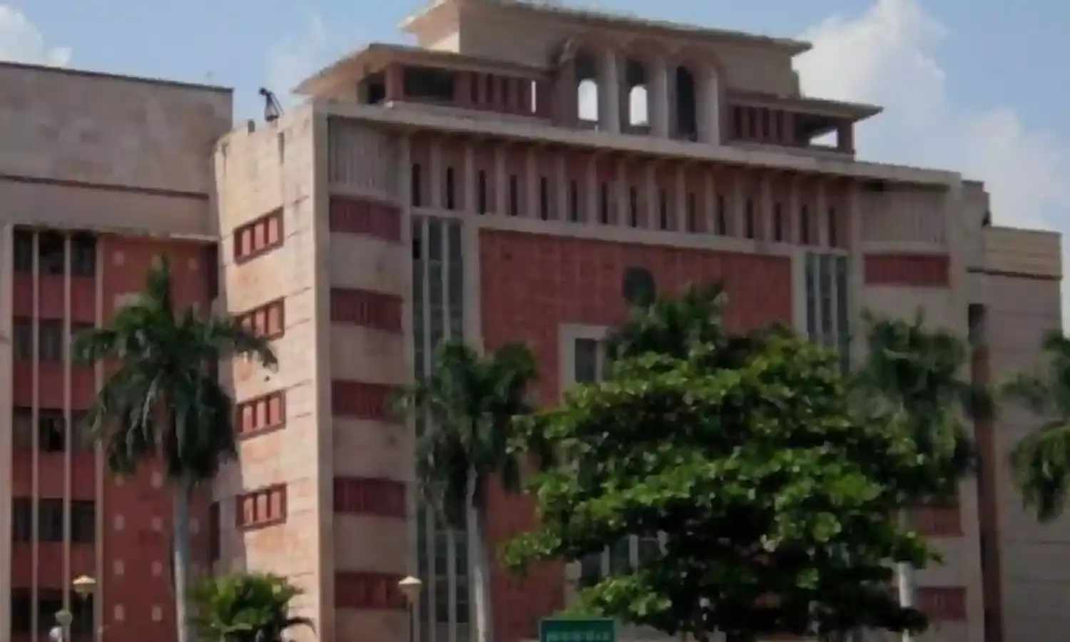 एमपी में अब किन्नर बन सकेंगे आरक्षक और सब-इंस्पेक्टर, पुलिस भर्ती नियमों में बड़ा बदलाव