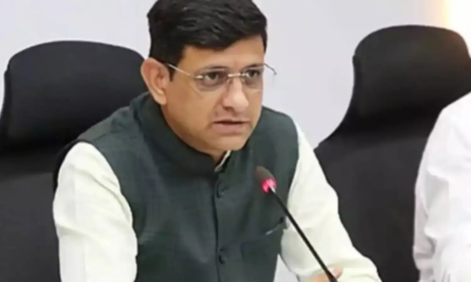 ‘संकटपूर्ण स्थितियों में उबरना जानता है इंदौर